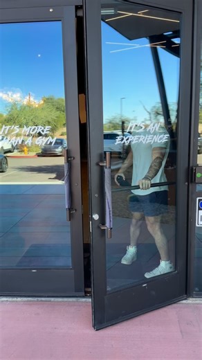 When the gym hits harder than your pre-workout. 😤 🔥 #bodybuilding #gym #traveling #gymtour #ifbbpro | Brady Barnes