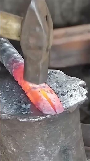 Making A Scrowbar Tool From Rebar | DIY Short Video