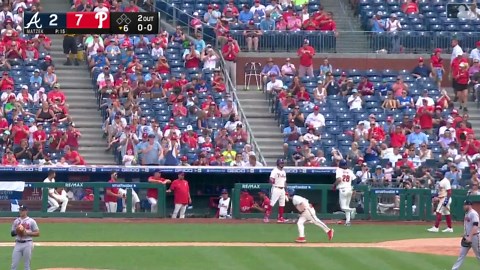 Didi Gregorius lifts a sacrifice fly in the 6th | 07/27/2022