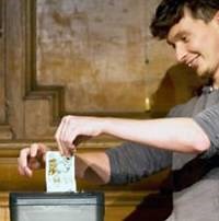 Edinburgh Fringe show asks audience to shred banknotes