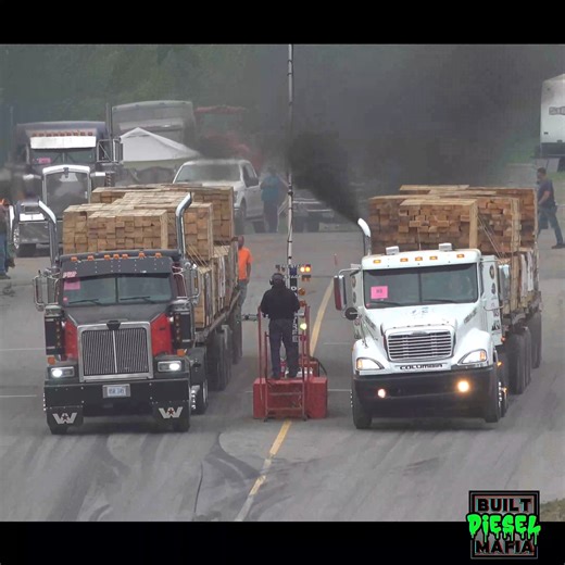 304K views · 5.2K reactions | Western Star vs Freightliner go toe to toe uphill loaded semi drag racing at the 2024 Great Lakes Big Rig Challenge #semi #bigrigracing #largecars #dieseldragracing | BUILT Diesel MAFIA | Facebook