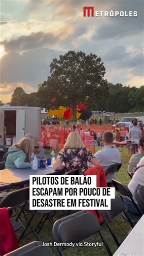 Pilotos de balão escapam por pouco de desastre em festival
