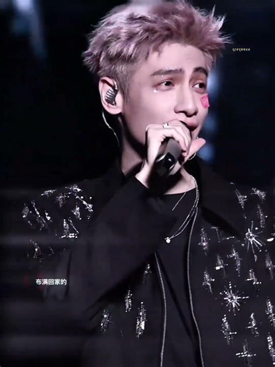 顶级魅魔降临！ Top-Level Succubus Arrives! #罗云熙 #luoyunxi #fyp