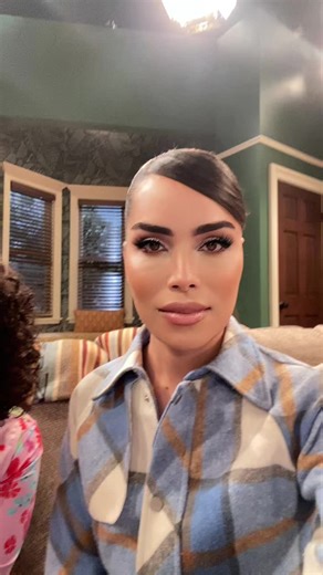 Raven-Symone's Bold Glamour Transformation for RuPaul's Drag Race