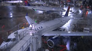 Delta flight makes safe landing at Logan after potential lightning strike
