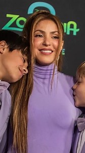😭 Shakira cantó junto a sus hijos en Argentina😭 En su segunda noche en Buenos Aires, Milán y Sasha subieron al escenario para interpretar “Acróstico” con ella… y el público se derritió. 😍✨ Un cierre perfecto para una gira inolvidable ¡Solo miren como el pequeño le da un beso al principio!💘 . . . . . . . Credits : infobae, clips tiktok #Shakira #Acrostico #MilanYSasha #Tour2025 #love #mom #FamilyGoals #familia #Family | Cosmopolitan Mexico