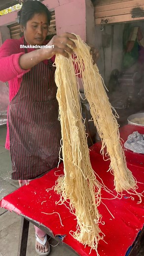 3.5M views · 56K reactions | Hardworking Aunty Making Noodles From Scratch #reelsonfacebook #asmrfood #streetfood | Bhukkadnumber1 | Facebook