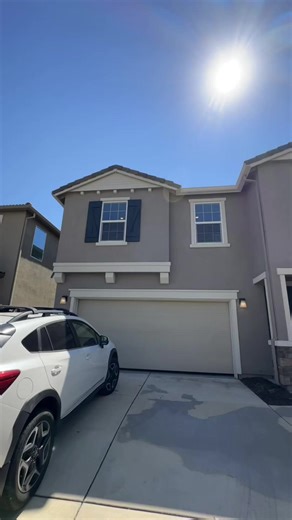 Explore every inch of this stunning home! 🔍 Could this be your perfect match? Tell me what stands out to you in the comments. Planning a move in 2026? Let’s connect and create your personalized path to ownership! #YourNextHome #2026MoveGoals #DreamHomeJourney 4 Bedrooms | 3 Bathrooms | 2,159 SqFt Listed by Exp Realty Nolan MacFarlane | Emily Webster