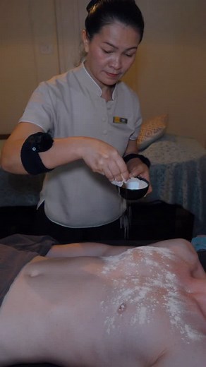 ASMR: 🥇 Thailand Award Winning - Organic Golden Silk Royal Pampering Massage (with honey body mask and facial) 🎥Watch the full video on my YouTube channel! 📍Divana Virtue Spa @divanavirtuespa in Bangkok Thailand ⭐️Follow for more content like this! #asmr #asmrmassage #massage #asmrsleep #asmrnotalking #thaimadsageasmr #asmrsounds #fullbodymassage | Alex Fabb