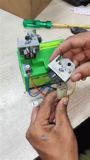 How to check battery charger without multimeter 💯✅ #shortsfeed #shorts #experiment #trending