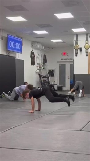 Roxanne Sprawls Drill: Master Takedown Defense for Wrestling & MMA | The Winning Wesler #shorts