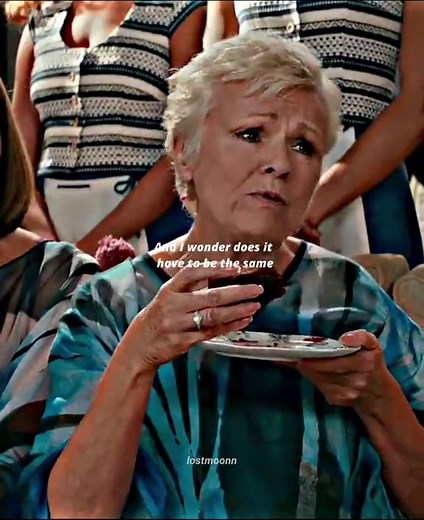 Angel Eyes - Mamma Mia! Here We Go Again Lyrics