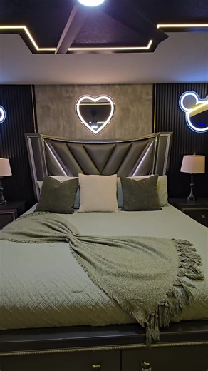 Mickey magic meets modern luxury! This stunning bedroom blends iconic Disney charm with a futuristic glow neon lights, sleek design, and the most beloved duo of all, Mickey & Minnie, welcoming you to unwind in style. Perfect for families who want comfort, character and a touch of pure magic in every detail. ❤️🏰 #DreamVacationOrlando #MickeyRoom #DisneyMagic #OrlandoVacation #DVOExperience #StayInTheMagic #FamilyStay
