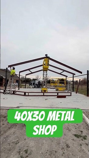 40x30 Metal Building Going Up FAST! | Full Steel Shop Build