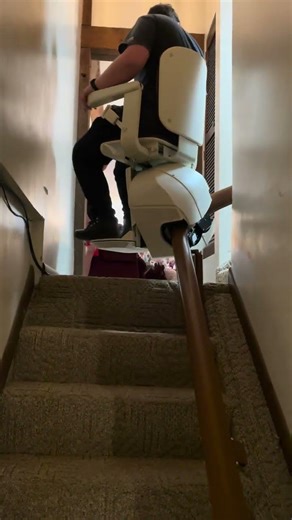 Custom Handicare FreeCurve Stairlift Install | Louisville KY Curved Stair Lift | HomePro Mobility