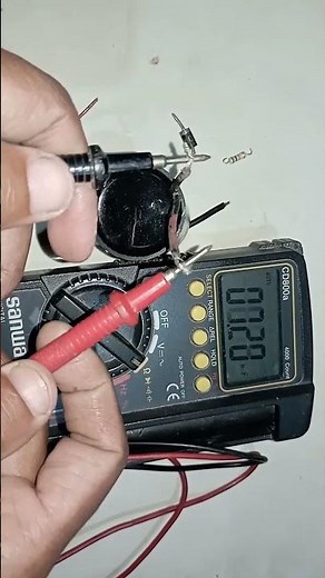 Cara ukur kapasitor menggunakan multi tester digital #electric #kapasitor #multitester