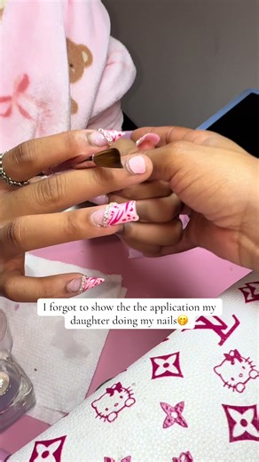 Start Your Nail Tech Business with Our Ultimate Guide