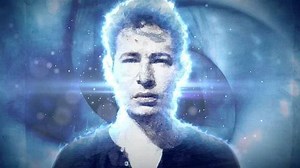 9.5K views · 38 reactions | Geniale Story, krasse Bilder: #Zeitreise-Unfall erzeugt sieben Versionen eines Mannes - einer ist ein psychopathischer #Killer! #SciFi-#Schocker #7SplintersInTime | KINO&CO | Facebook