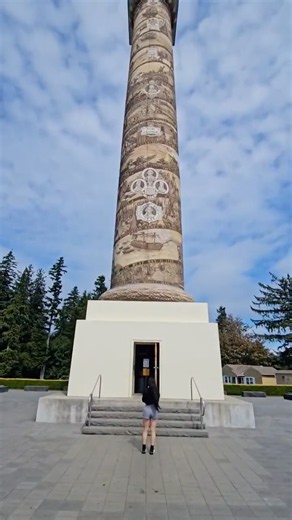 📍Astoria, OR 🏞️ Astoria Column #views #oregon #youtubeshorts #relaxing #roadtrip #nature @knh.nttn