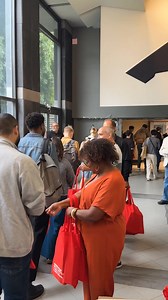 Le Conservatoire a accueilli ce matin les nouveaux et nouvelles étudiant·es pour cette rentrée 2025 ! Bienvenue et bonne rentrée à toutes et à tous 🎓✨ #conservatoiredeparis #cnsmdp #rentrée2025 | Conservatoire de Paris Cnsmdp