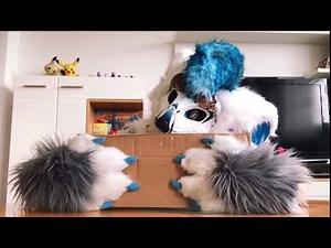 My first yt video on here - Unboxing a Dino Mask furry!