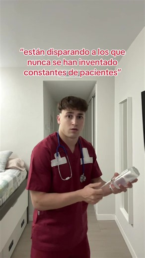 me salvé JAJAJAAJ ig: mienfermerodani 🫶🏻 #estudiantedeenfermeria #ucm #hospital #humor #pacientes