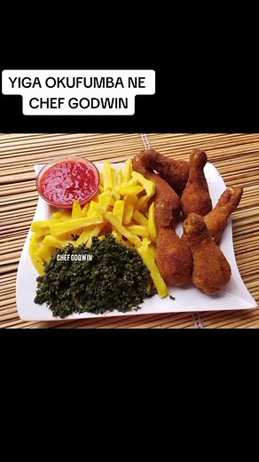 FRIED CHICKEN UGANDA... HOME MADE BY CHEF GODWIN.. #famous_chef_uganda_chef_godwin #chef_godwin_best_on_tiktok #kampala_foods #kampala_foods #chef_godwin_best_chef_in_uganda #best_mikolo_chef_godwin #chef