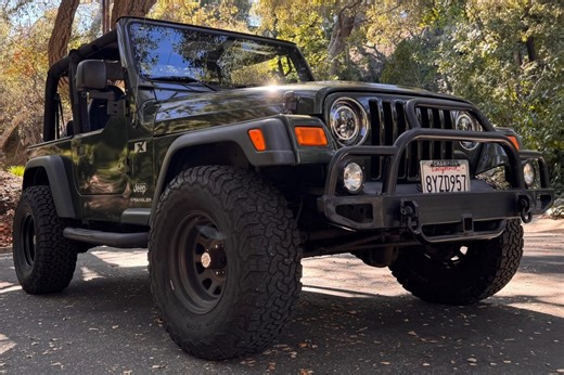 No Reserve: 2006 Jeep Wrangler X 6-Speed