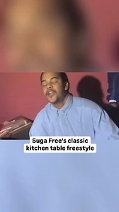 It’s been 30 years and this 1995 freestyle from Pomona’s own Suga Free is still impressive. Just a kitchen table, pen, coin, and an effortless flow. Don’t let this smooth delivery fool you, this level of coordination and multitasking is *not* easy! 😮‍💨 | Okayplayer