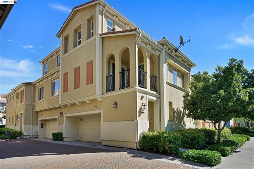 576 Heligan Ln #2, Livermore, CA 94551 - MLS 41130091 - Coldwell Banker