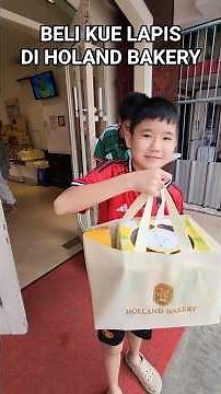 Kue Lapis Holland Bakery