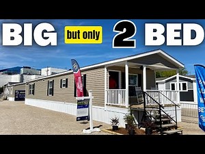 WOW, it's a BIG single wide mobile home but only 2 bedrooms! Prefab House Tour