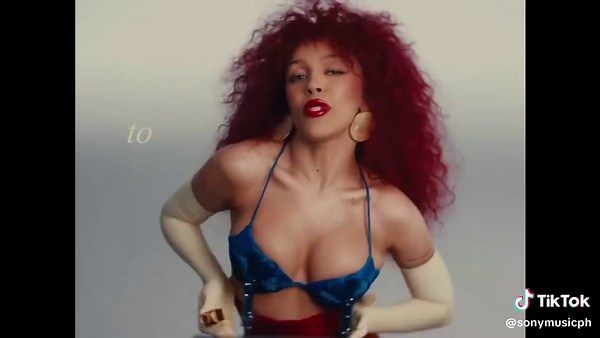 Doja Cat's Gorgeous Video: Makeup and Style Inspiration