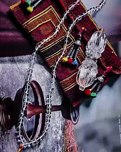 Clear quartz — pure, transparent, and timeless. Like mountain light captured in stillness. Each bead carries a breath of meditation, each reflection a reminder of clarity within. ༄ Born from purity, return to simplicity. #KailashEnergy #ClearQuartz #CrystalEnergy #MeditationBeads #Purity #Simplicity #TibetanCraft #SpiritualJewelry #MindfulEnergy #KailashJourney #InnerPeace | Kailash Energy