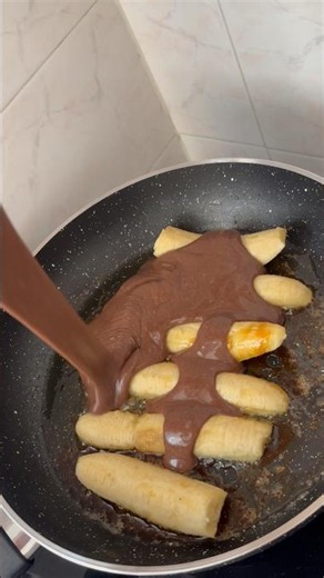 Tavada muzlu kakaolu kek🍌/Fırınsız kek/ Unbaked banana egg cake/#recipe #cake#banana