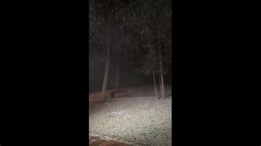 Heavy snowfall blankets Evergreen during power shutoff in Colorado, USA