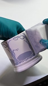 Oh yes, and we have no doubt that cats do indeed know the secrets! 🐈‍⬛ In medieval Europe, black cats were thought to be animal companions that helped witches perform spells. Place this mug back in your cupboard and who knows what bewitching in the kitchen may occur … | Emma Bridgewater