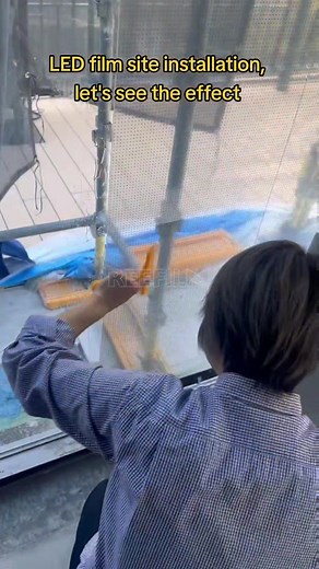 2023 Ultra-thin Transparent LED Film Screen for Glass