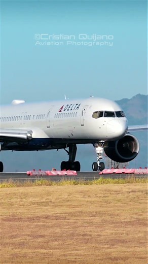 Un clásico: Boeing 757 #boeing #aviation #deltaforce