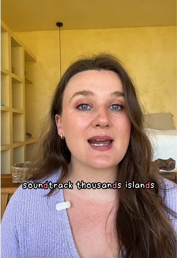 Click the link in my bio and I’ll send you the details on my British Pronunciation Course! 🥰 My course focuses on accent softening, minimising common mistakes, speaking more clearly and developing more of a British accent - I teach mine - Modern Received Pronunciation :) I have language-specific lessons, so you’ll know exactly what to focus and which mistakes to avoid based on your native language! With 15 minutes per day, you can hear a difference in the first month! 🙌🏻 #britishaccent #briti