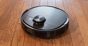 Ecovacs Deebot OZMO T8 AIVI Review: Does this robot vac do it all? [Video]