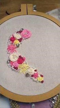 Hermoso Bordado de Medio Corazón con Hilo 🩷🌸🌼🧵#bordaramano #costuraamano #bordar #bordados