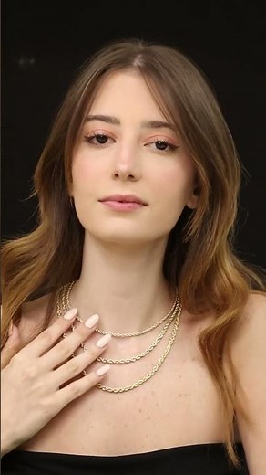 Discover the timeless beauty of rope-style chain, crafted in 18K gold with intricate twisted details