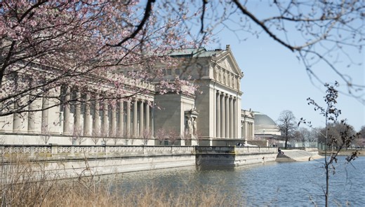 Museum of Science and Industry workers’ union votes to authorize strike