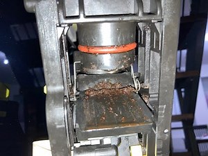 Philips Series 2200 LatteGo EP2230/10, Demonstration of normal operation, it is normal ? BAD! BAD!