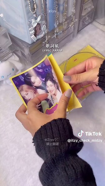 -unboxing-ITZY Algorhythm ALBUM✨#itzy #unboxing #album #algorhythm #yeji #lia #ryujin #chaeryeong #yuna @ITZY JAPAN OFFICIAL @ITZY