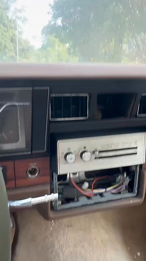 $2,000 • 1986 Chevrolet Caprice Classic · Sedan 4D 1986 Box Chevy Caprice for sell The original engine is not hold compression It did run but it’s currently NOT RUNNING Body is in great shape no dents or dings Perfect for LS swap or fully restored asking 2,000 OBO willing to sell parts just lmk https://www.facebook.com/marketplace/item/1344548027464023/ | Robert Banks