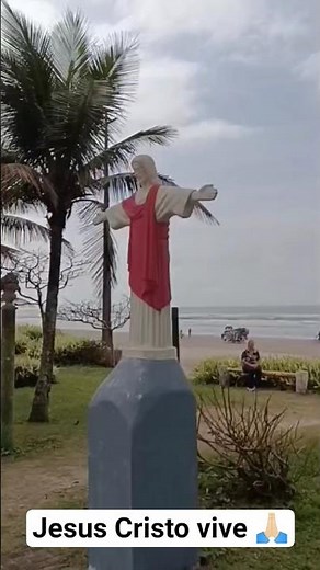 Jesus Cristo na orla da praia de Itanhaém SP 🏖️ #fé #praia