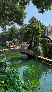 This might be the most underrated town in France! 🇫🇷 Often called the “Venice of Provence,” L’Isle-sur-la-Sorgue is full of canals, riverside restaurants, boutique shops and colourful streets filled with Provencal charm. Come on a Sunday and you’ll find the entire town transformed into one of Europe’s most famous antique markets! If you’re travelling to Provence, add this spot to your South of France itinerary! | Where To Find Me
