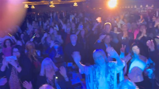 I had a lovely evening at @Andiamo in Warren Michigan. So did a lot of people from Michigan and environs. Look and try to send me a comment. I want to see how popular;ar these reels can be? | Peter Noone Herman’s Hermits